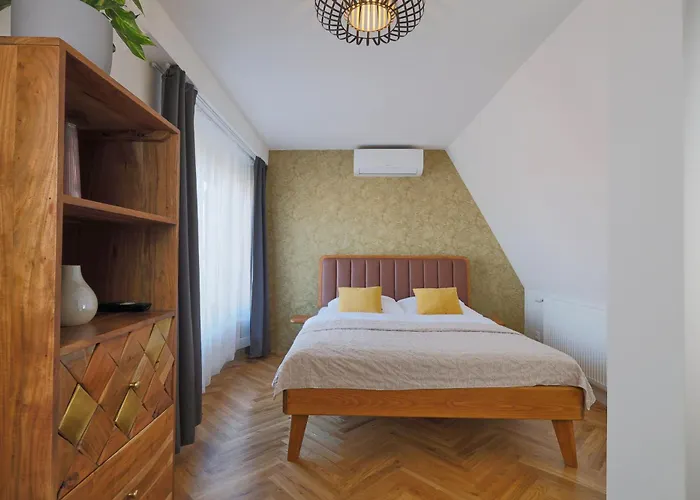 Powder Tower Apart Otel Prag