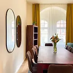 Powder Tower Apartahotel 4*