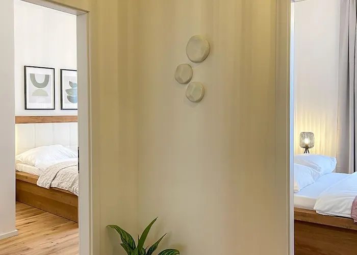 Powder Tower מלון דירות 4*