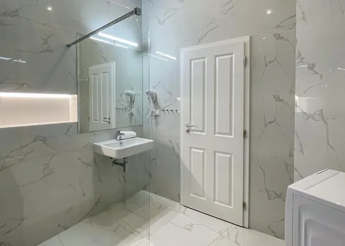 Powder Tower מלון דירות