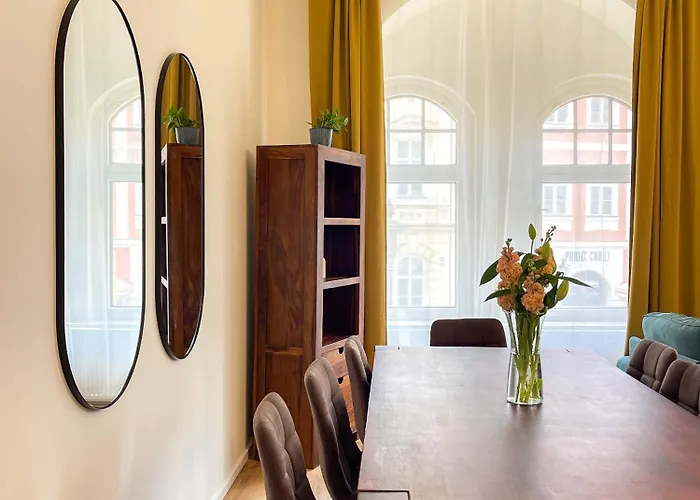 Powder Tower מלון דירות 4*