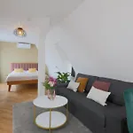 Powder Tower Hotel apartamentowy Praga