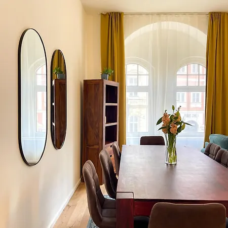 Powder Tower Aparthotel *